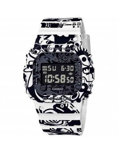 Casio Men's Digital Watch - G-Shock G-Universe Black and White Strap | DW-5600GU-7CR des créatures d'habitude